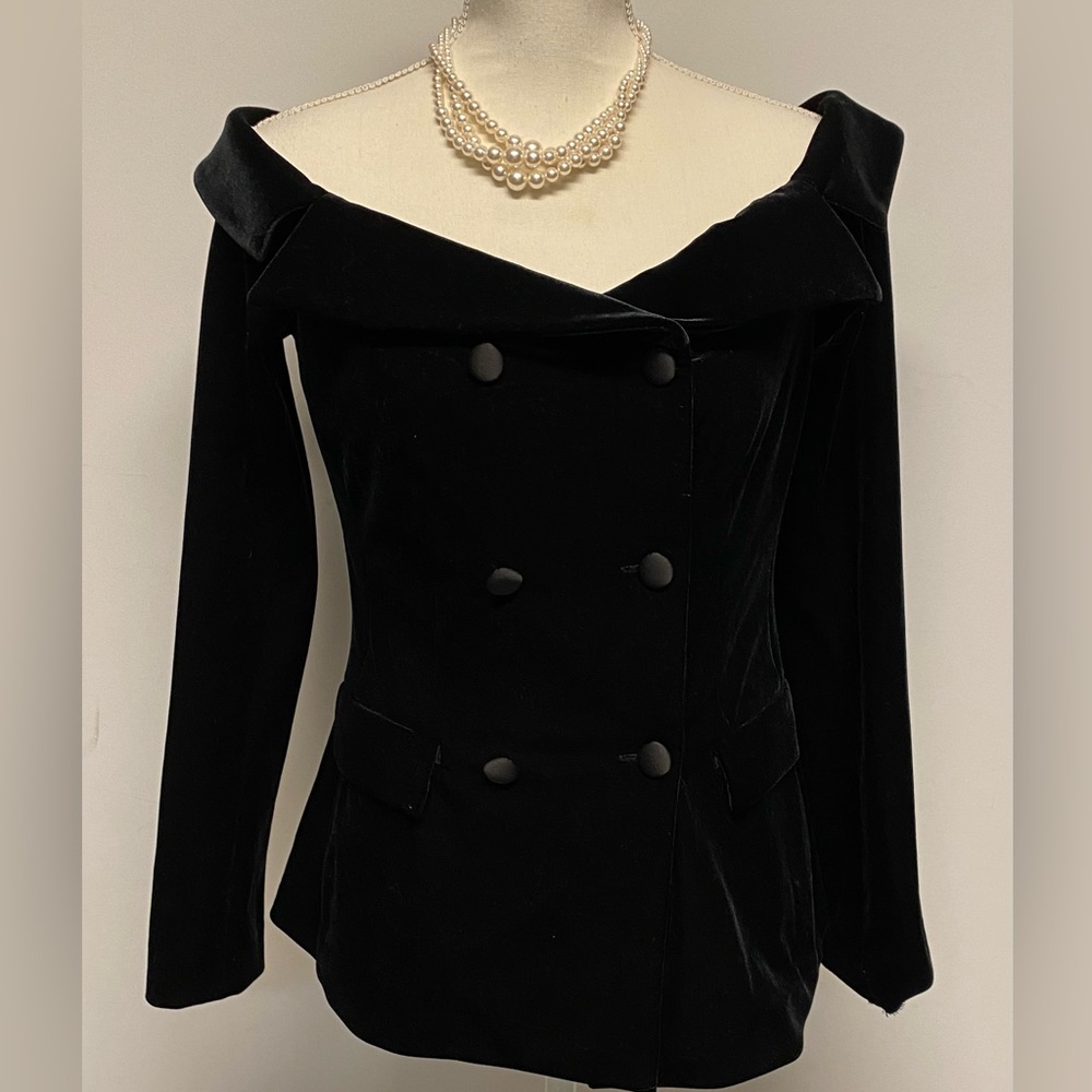 L’AGENCE Black Velvet Off Shoulder Jacket Size Small